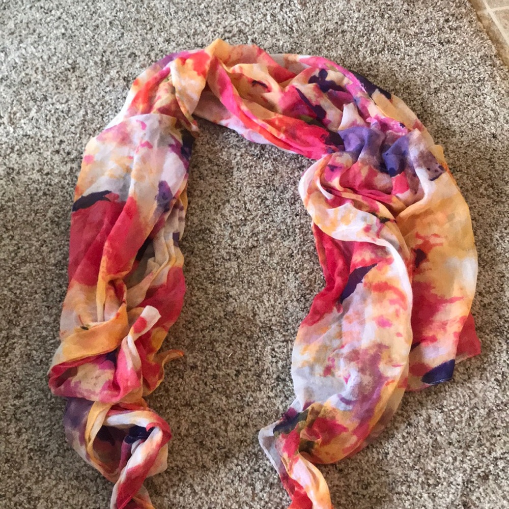 Polyester Scarf with beautiful colors!